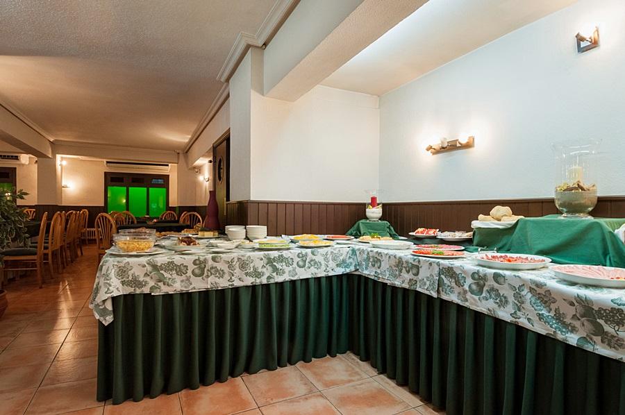 Hotel Alcantara Caceres Bagian luar foto